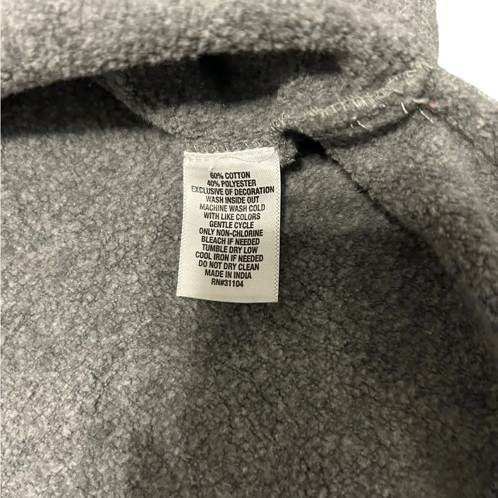 Cabana by Crown & Ivy  crewneck I love you kiss graphic sweatshirt size small - Image 4