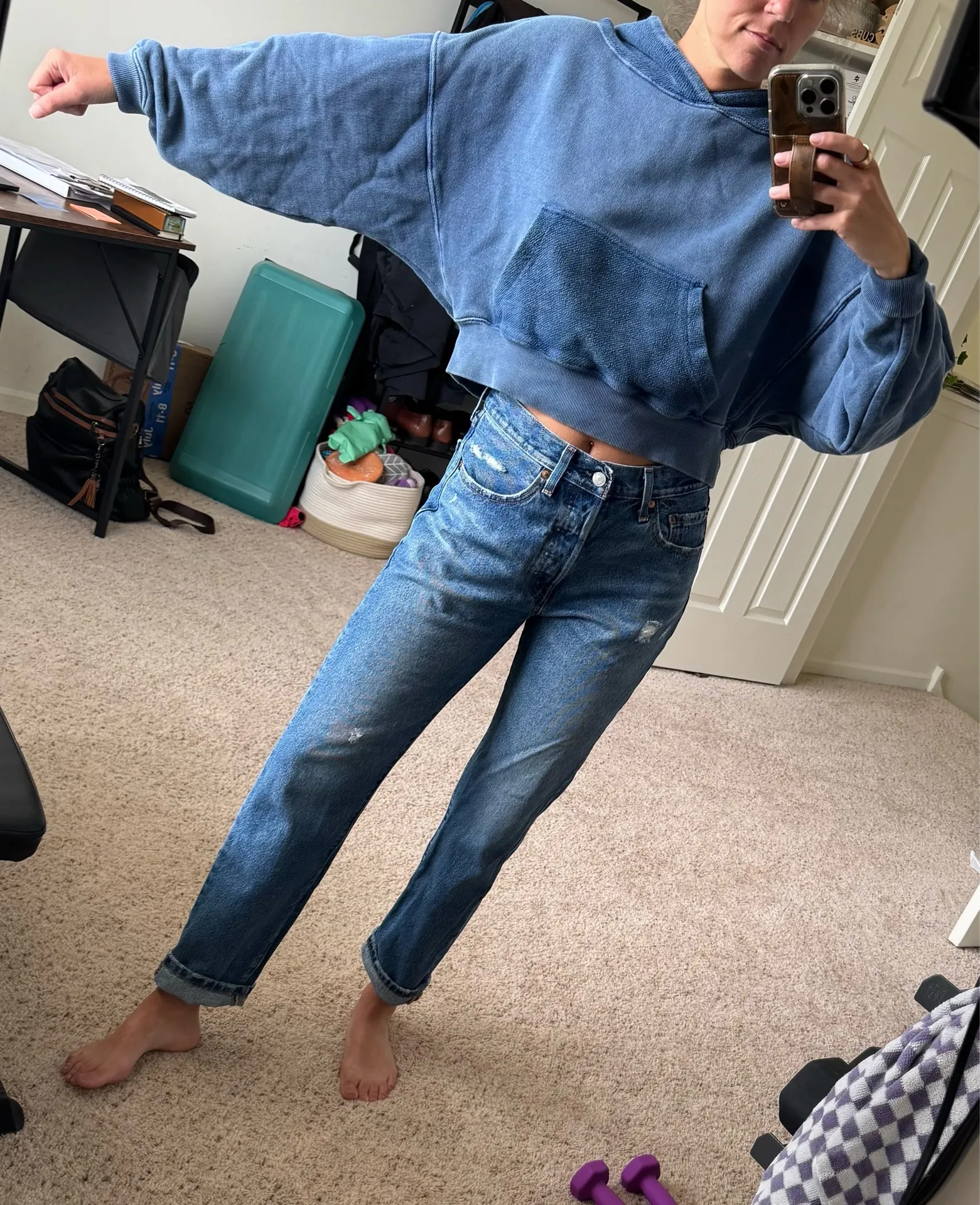 Cropped Sweatshirt - Image 5