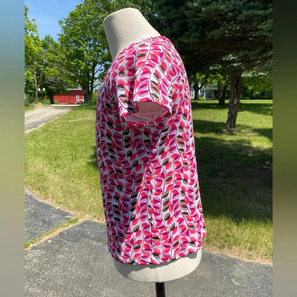 M Collection Petite PL 100% Kylon Wrinkle free square neckline short sleeve pink Size L petite - Image 3