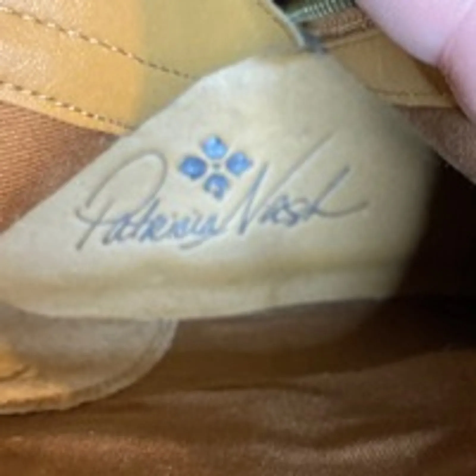 Patricia Nash Tan Leather Tassel Ankle Boots Wooden Heel Women’s 6M - Image 5