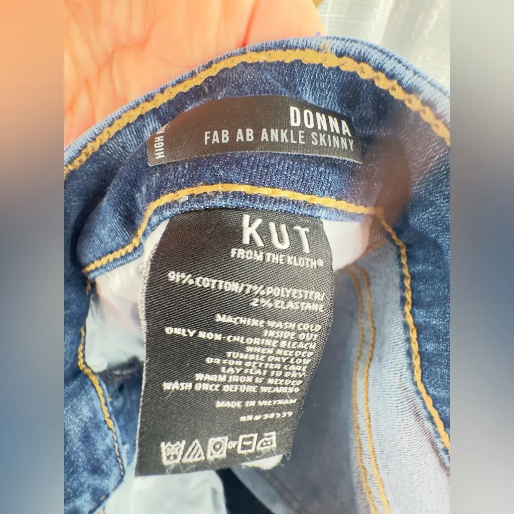 Kut From The Kloth high rise Donna Fab Ankle Skinny. Excellent condition size 12 - Image 12