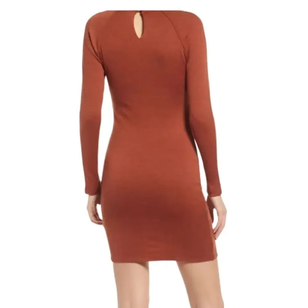 ASTR The Label Rosey Rust Wrap Neck Cutout Dress Long Sleeve Size XL Extra Large - Image 2