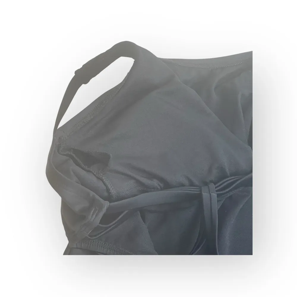 new Hurley 🝮 One Piece Strappy Full Coverage Sport Swimsuit 🝮 Black 🝮 XL - Image 13