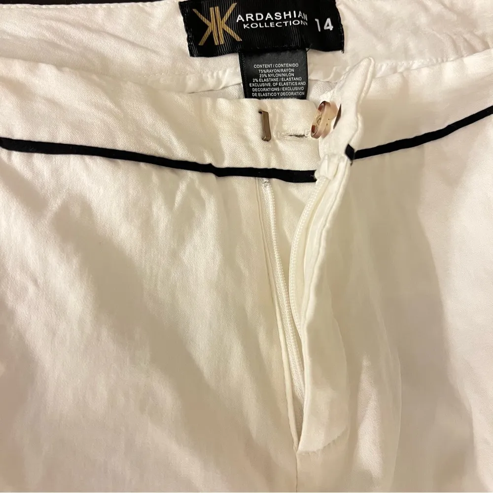 Kardashian Kollection White trousers, 11” rise, stretchy, size 14 - Image 6