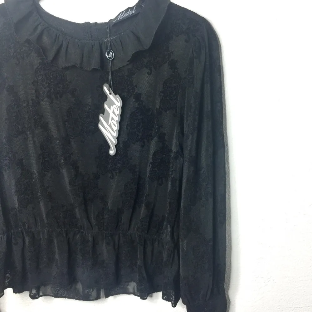Motel Pavo Flocked Baroque Rose Sheer Blouse Size Medium - Image 2