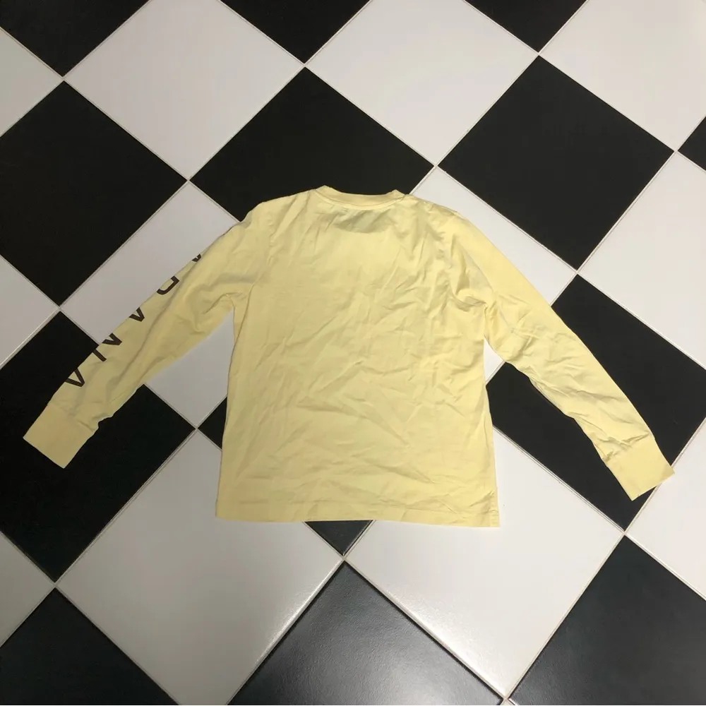 Les Coyotes De Paris Long Sleeve Pale Yellow Graphic T - Image 5
