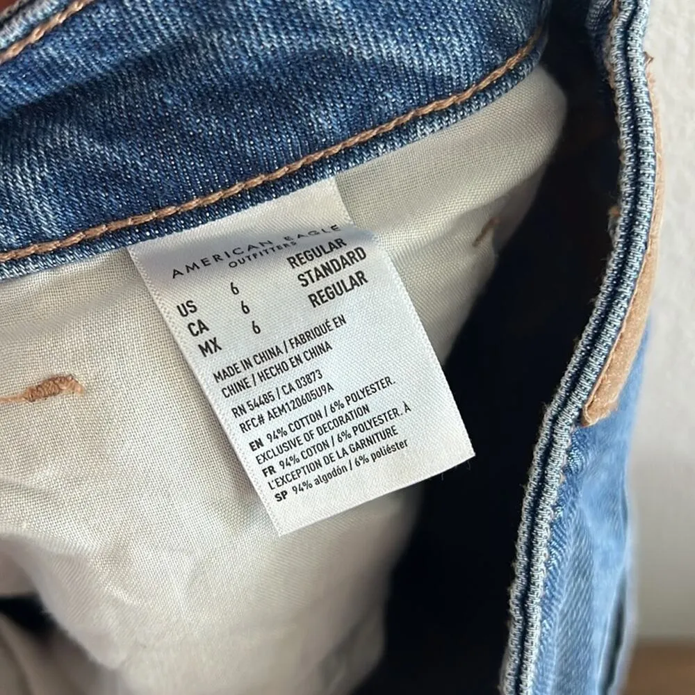 American Eagle Comfort Stretch Waistband Mom Jean Blowout Knee Distressed 6 - Image 9