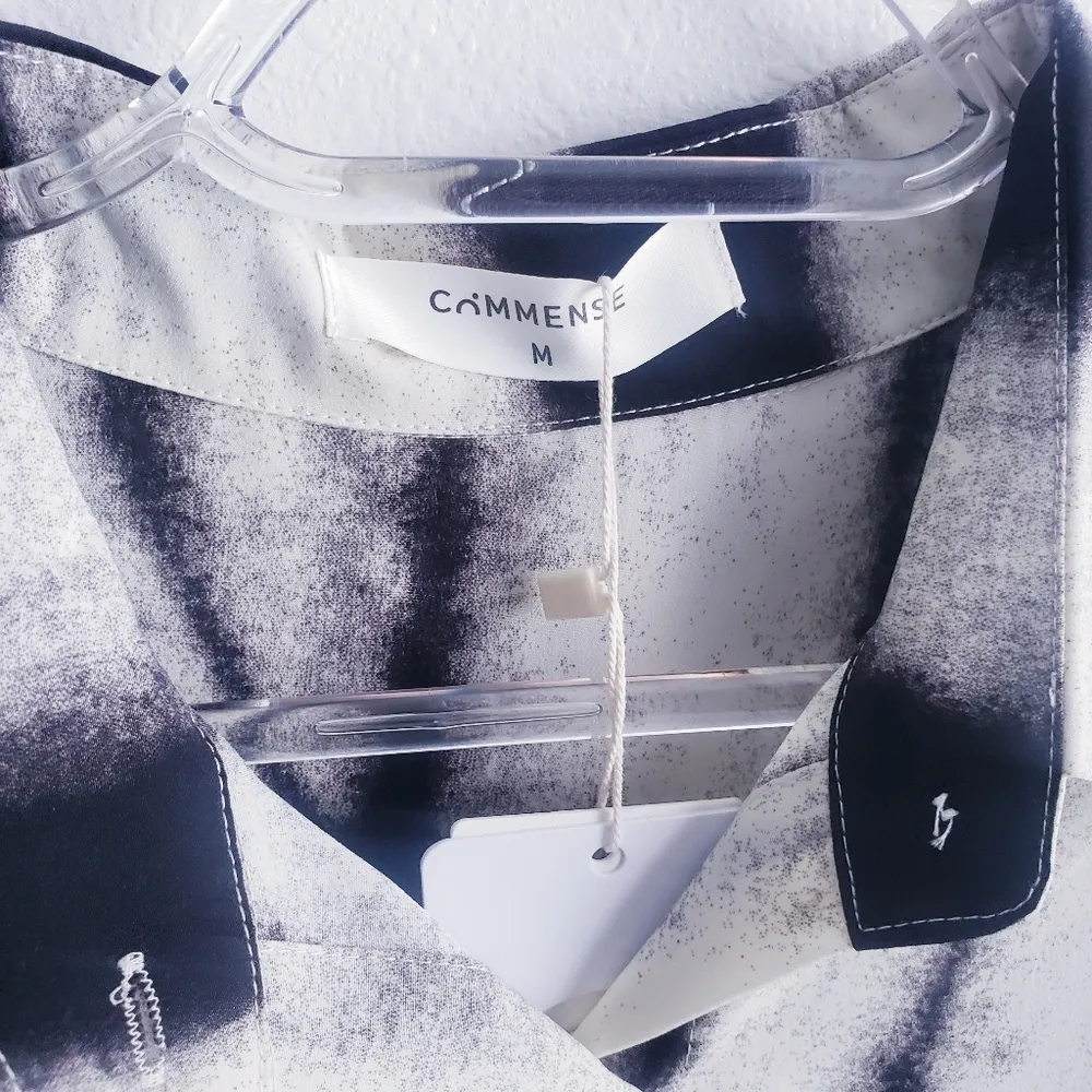 NWT REVOLVE/Minimalist Lovers Commense Button Down Abstract Top - Image 7