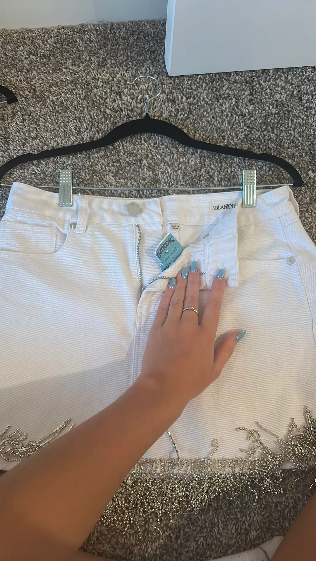 BlankNYC rhinestone denim skirt fringe white - Image 3