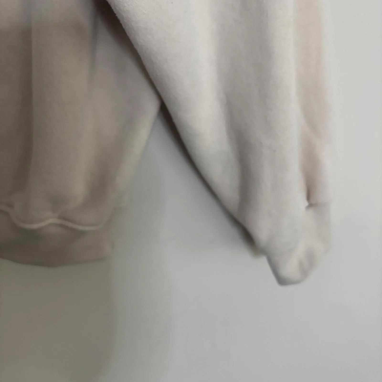 Cream crew neck long sleeve Alaska sweatshirt graphic casual vintage Size L - Image 4