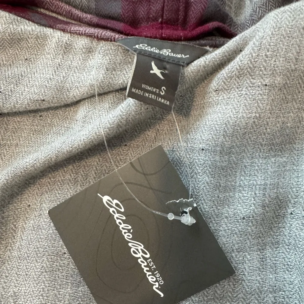 NWT Eddie Bauer Flannel Wrap Cardigan Size Small - Image 7