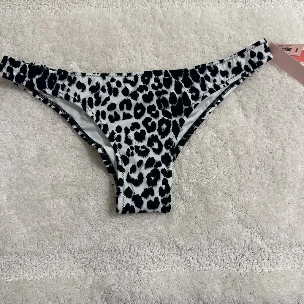 Victoria’s Secret Zuma Itsy Swim Bikini Bottom Black White Leopard Medium - Image 8
