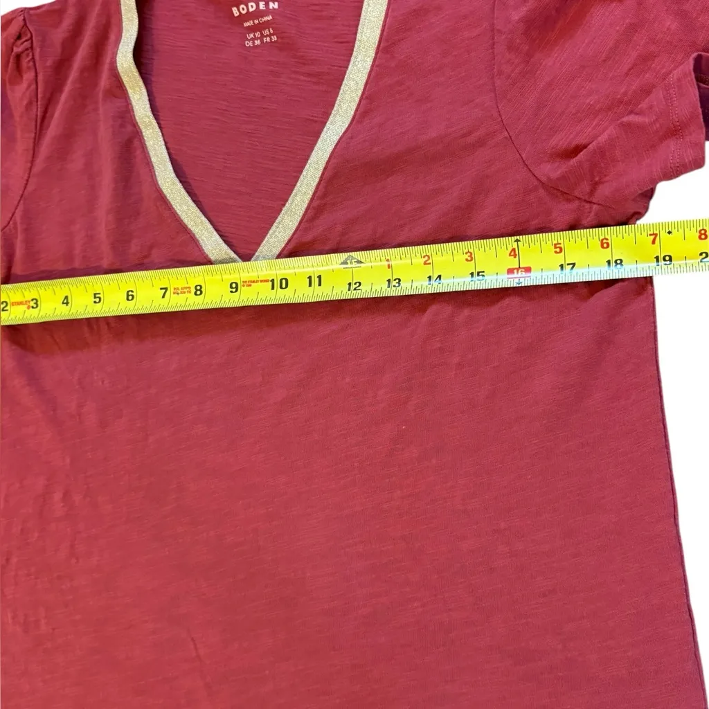 Boden Metallic Trim V Neck T Shirt Womens Size 6 Small Red Gold - Image 13