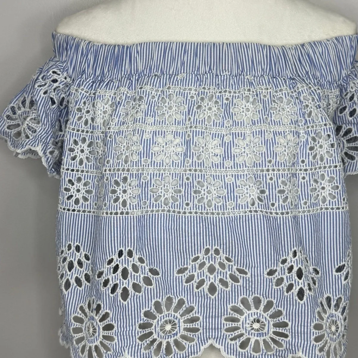 Sea‎ New York Off Shoulder Eyelet Top Size 2 Blue White Stripe Scallop Hem Boho - Image 5