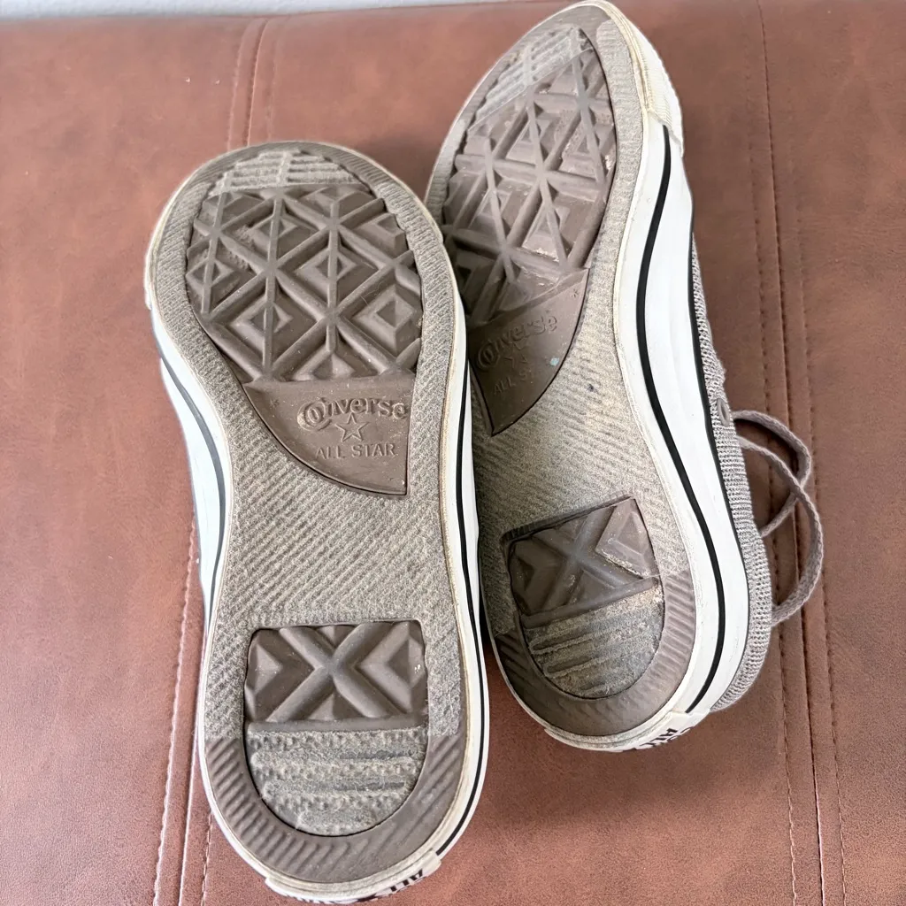 Converse  women’s sneaker - Image 7