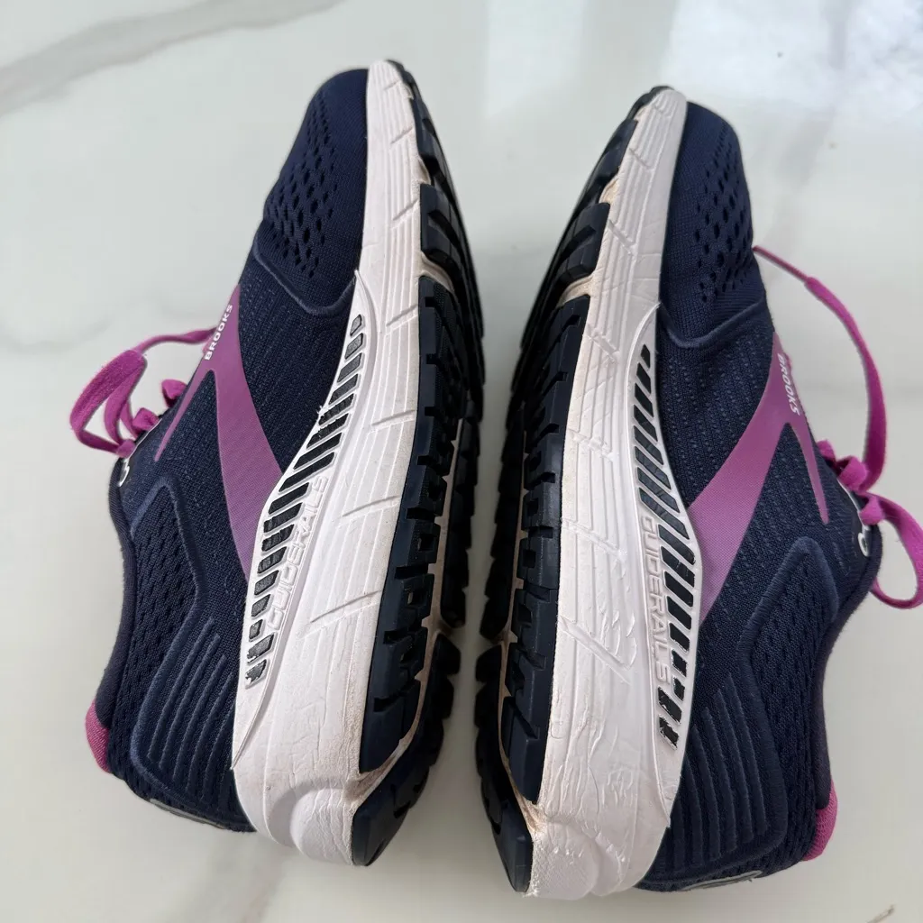 Brooks Women's Athletic Shoes - Dark Blue and Magenta - Image 9
