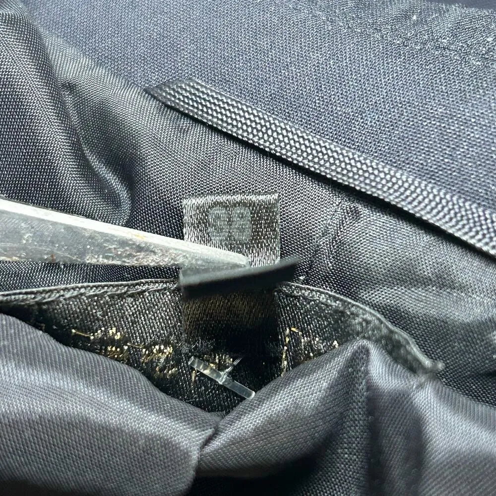 Escada Blazer Black Gold Buttons 2 Button Closure New Wool Jacket 38 Classic Size undefined - Image 8