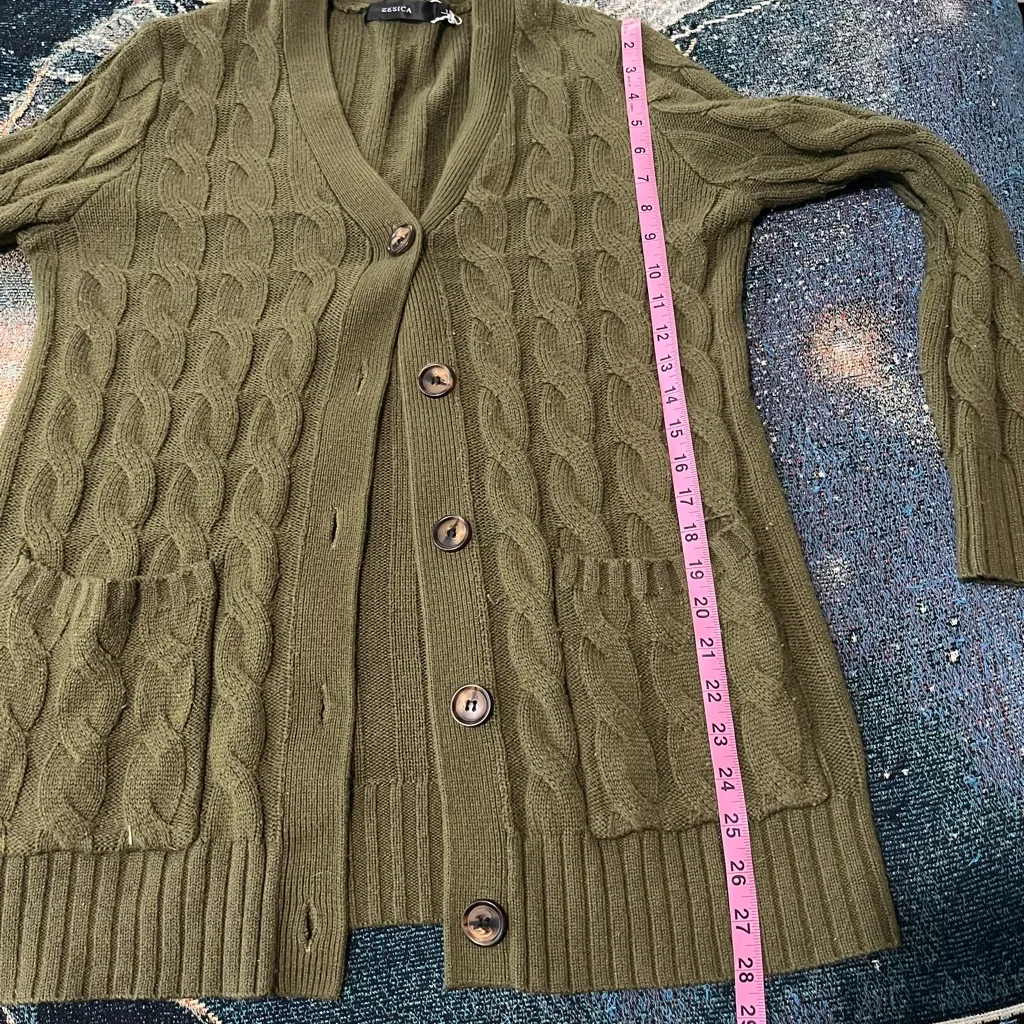 Zesica Olive Green V‑Neck Button‑Up Cardigan L Lightweight Cozy Everyday Layer Size L - Image 12