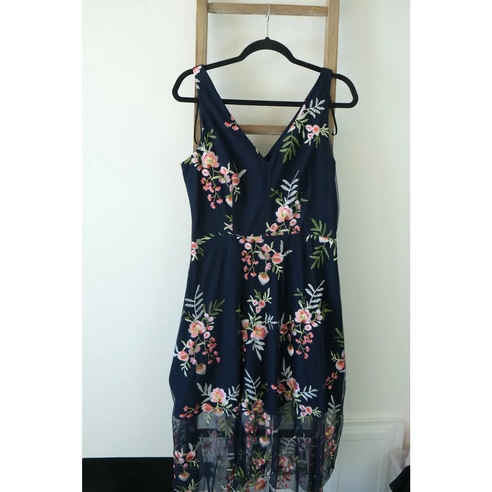 Vince Camuto Embroidered Floral Mesh Navy Pink Midi Fit Flare Tank Dress W 10 - Image 2