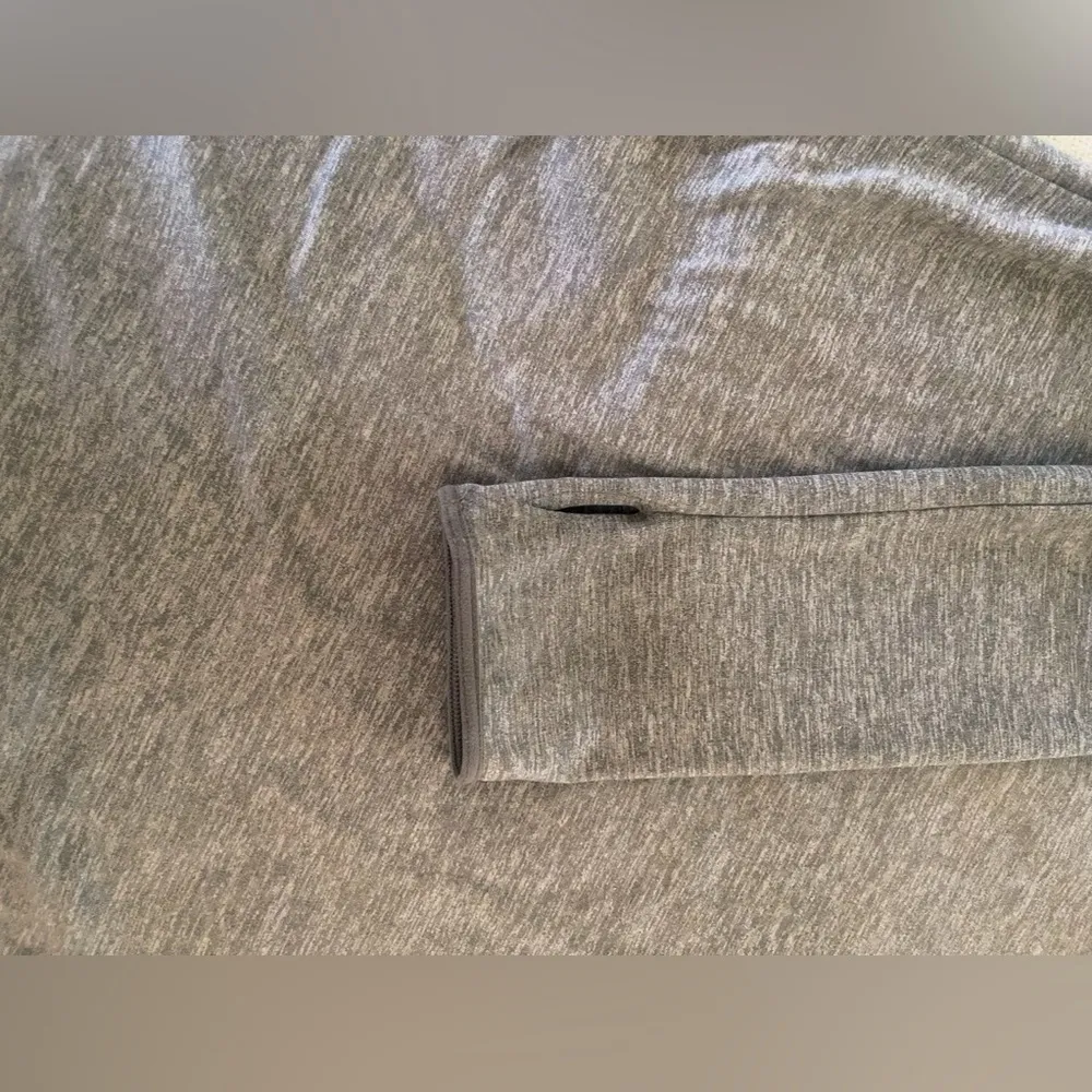 Nike Womens Long-Sleeve Running Tops - Ladies Thermal Sports Hoodie - Image 4