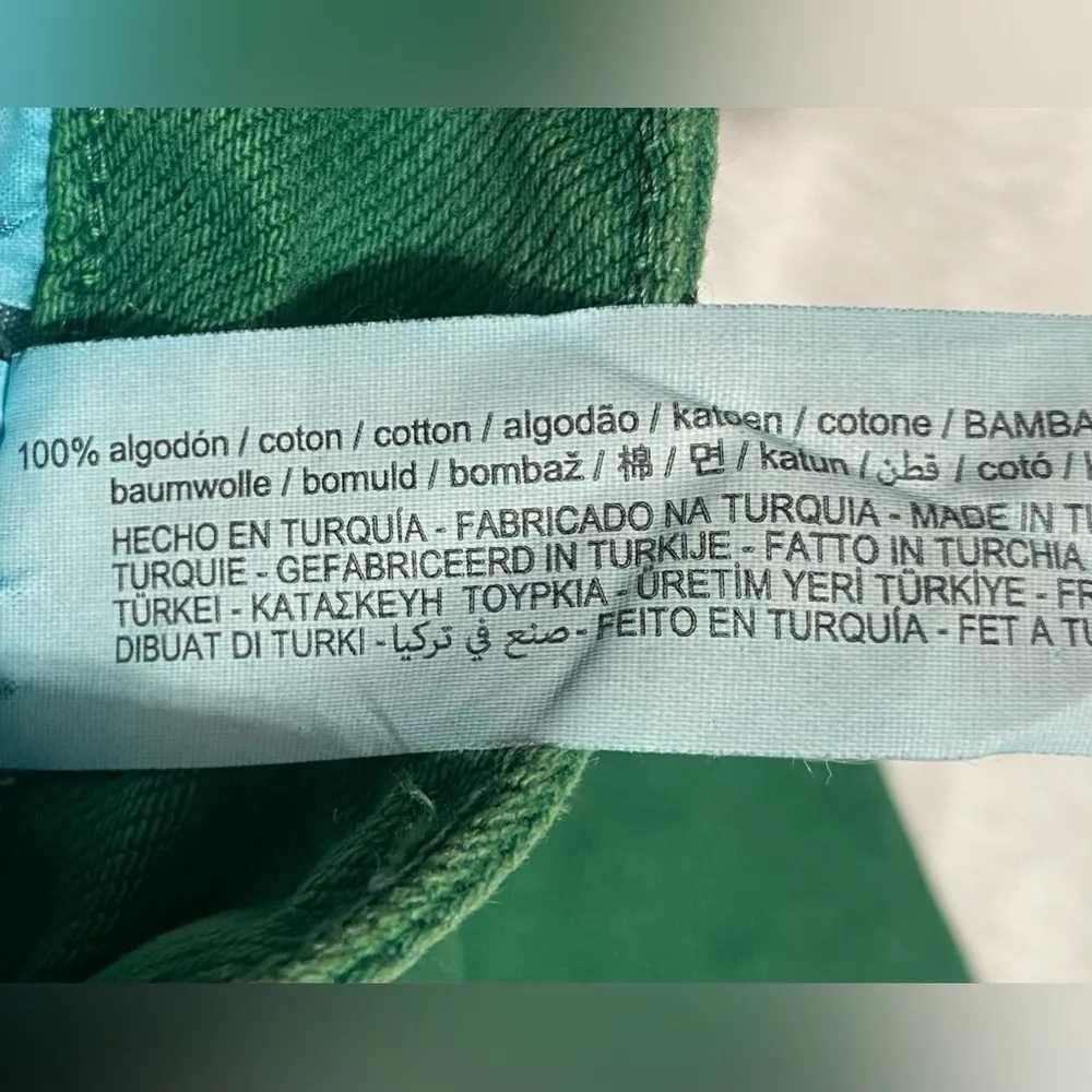 Solid Color Wide Leg Cropped Jeans Green - Image 6