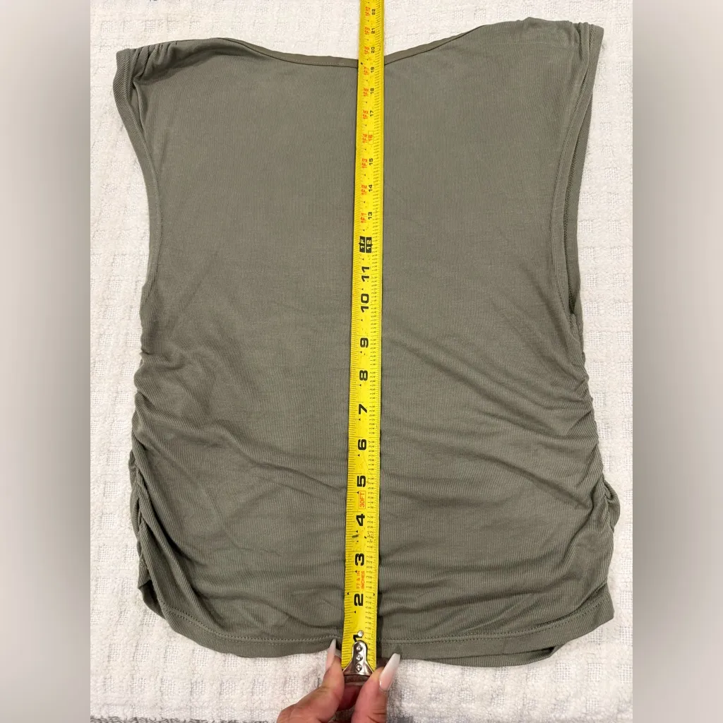 Free People Night We Met Tee in Ivy League size Medium NWOT - Image 8