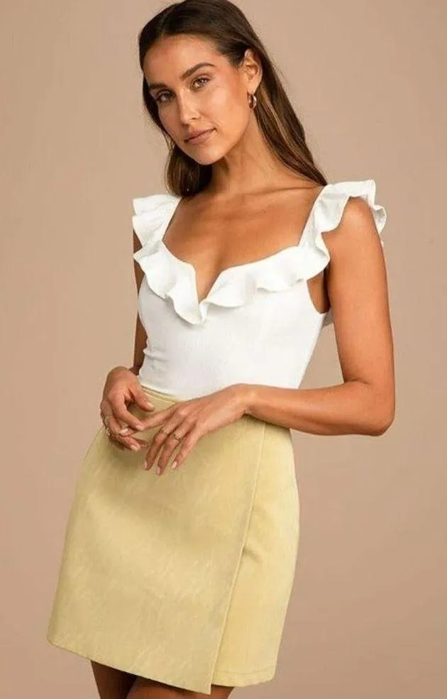 The Label Lala Ruffle Ribbed Bodysuit in White Size M - Image 2