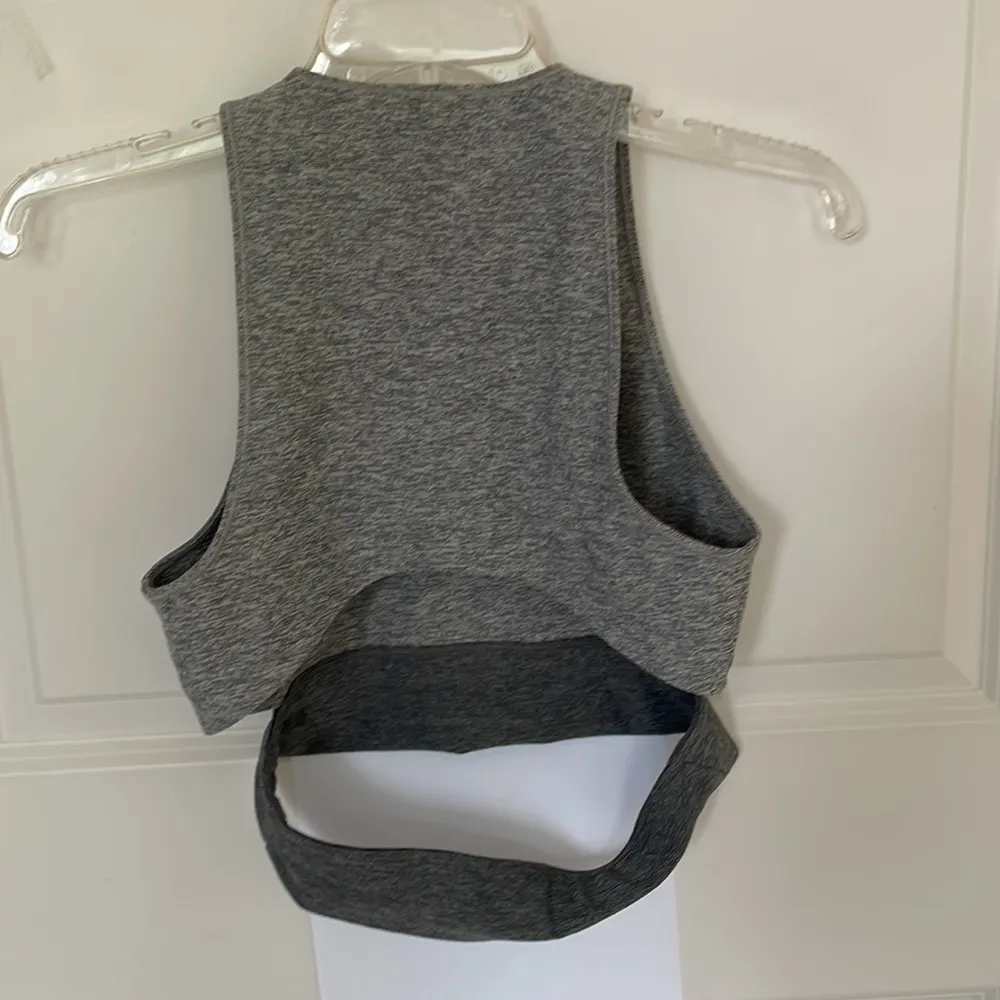 Outdoor Voices Colorblock Slashback Sports Bra Small - Image 4