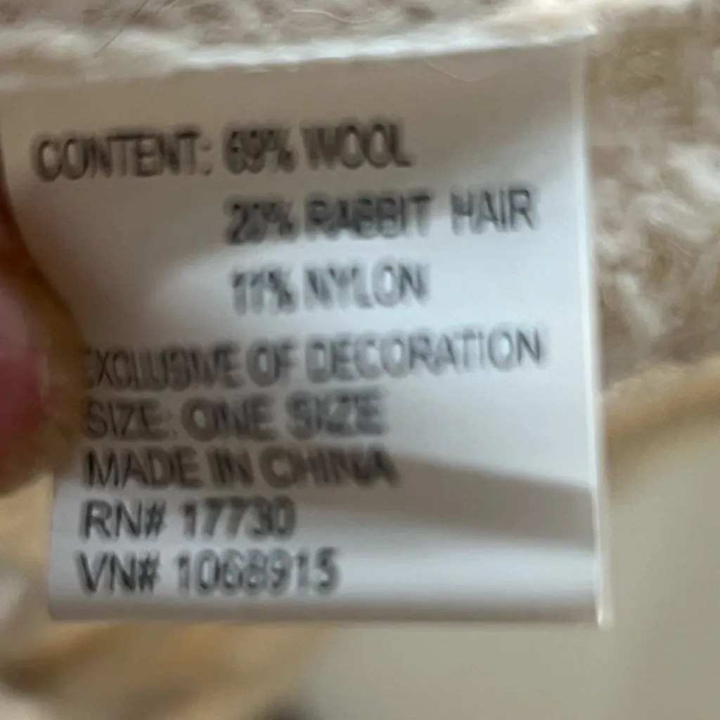 Vintage wool and rabbit ribbon knit scarf Cream Knit Scarf - Image 5