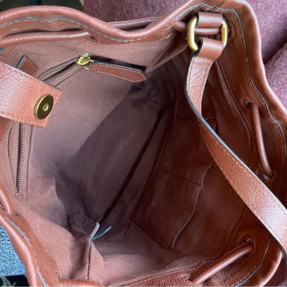 Frye Olivia Bucket Bag Drawstring Shoulder or Crossbody in Cognac leather - Image 12