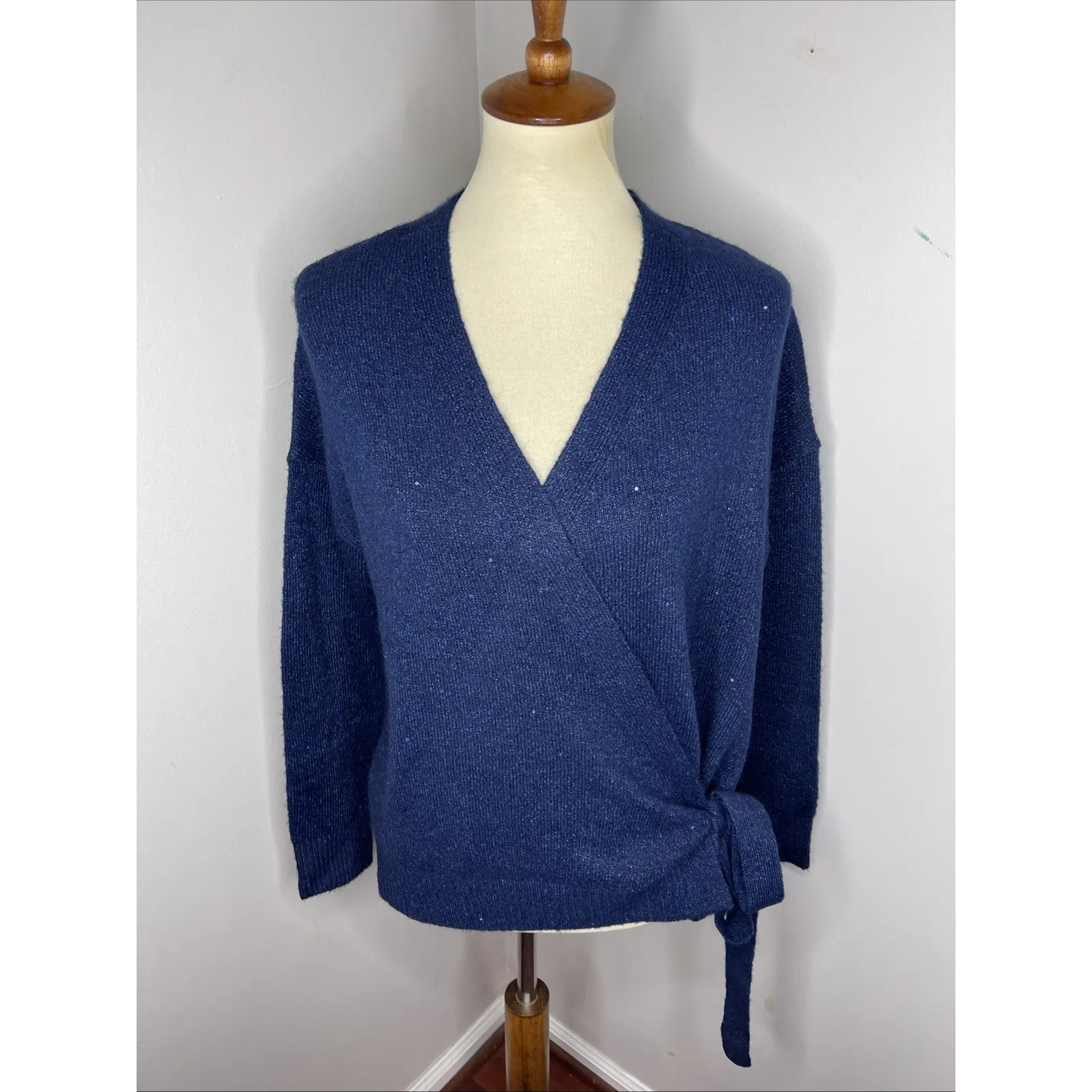 Lilly Pulitzer Dixie Sequin Wrap Sweater Aegean Navy Medium M - Image 2