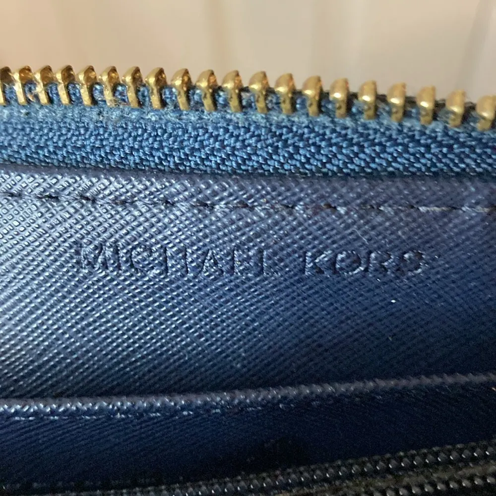 Michael Kors navy wallet Mk logo Blue - Image 6