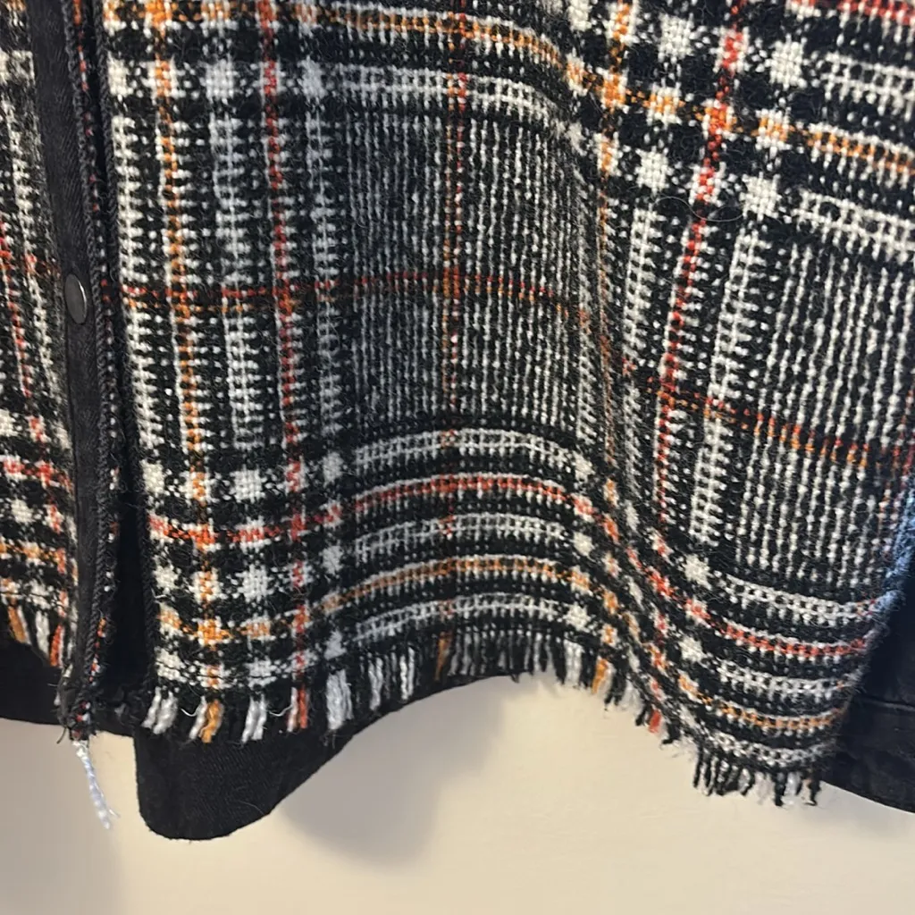 Zara Black and Plaid Jean Jacket - Image 8