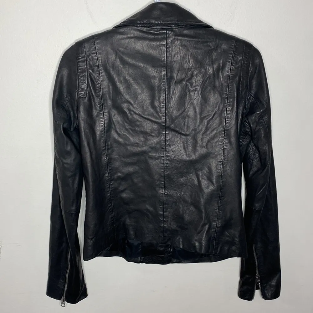 Madewell  Washed Leather Motorcycle Jacket in true black size XS - Image 5