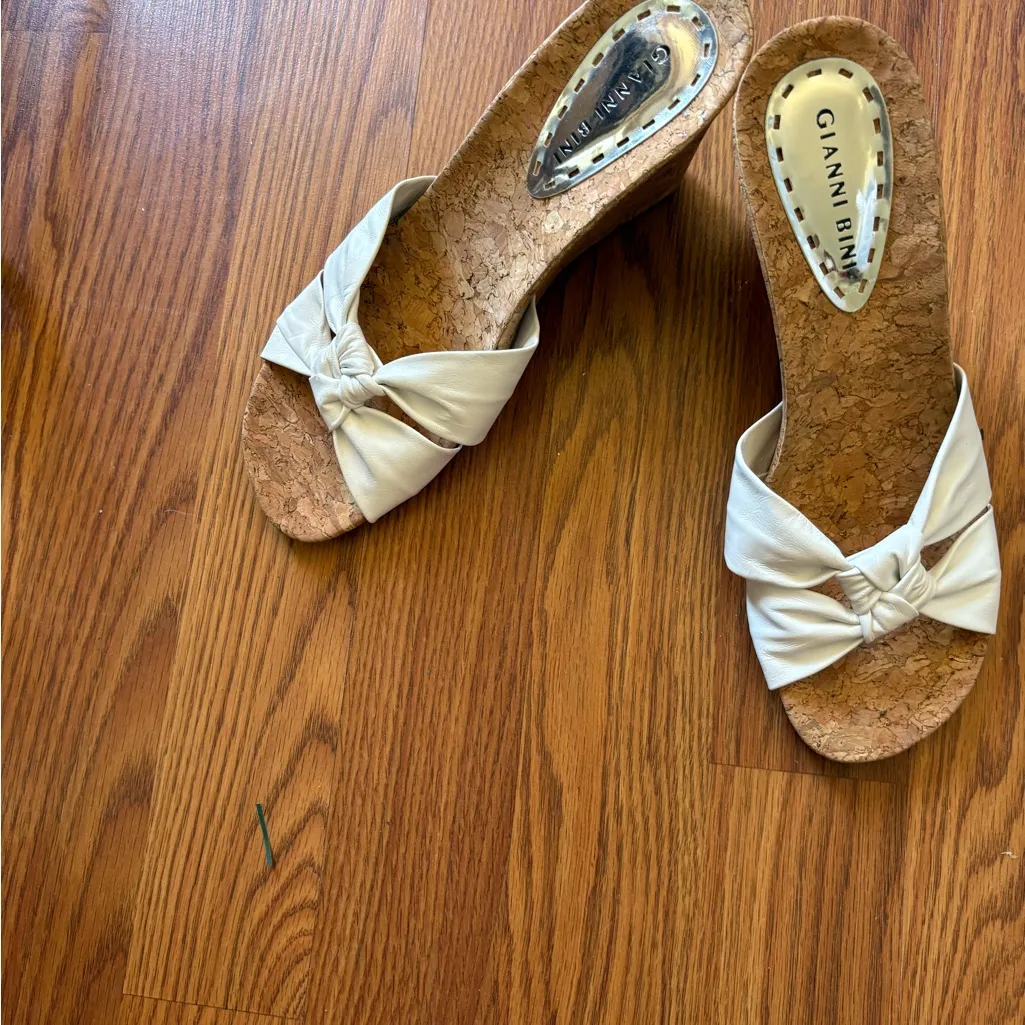 Gianni Bini White Knot Sandals - Image 10