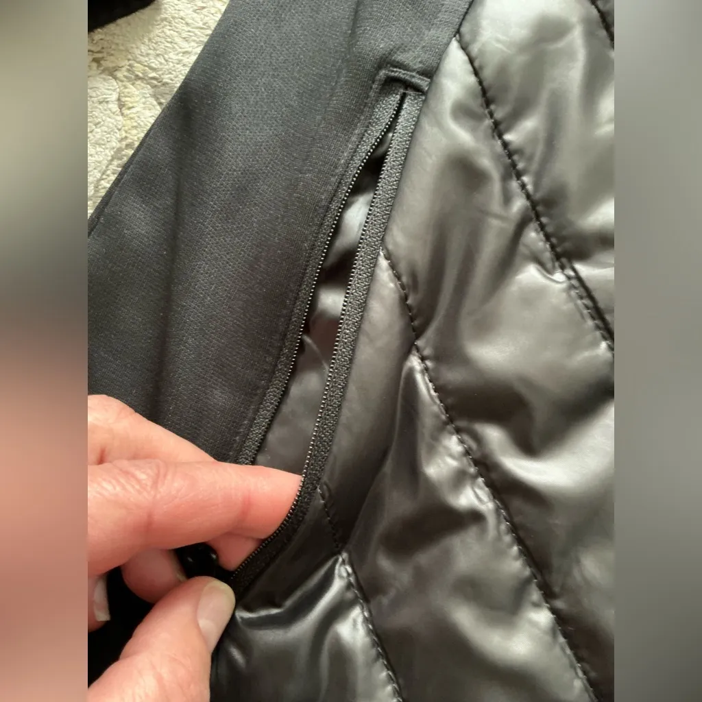 Reebok active puffer jacket 🦋 - Image 4