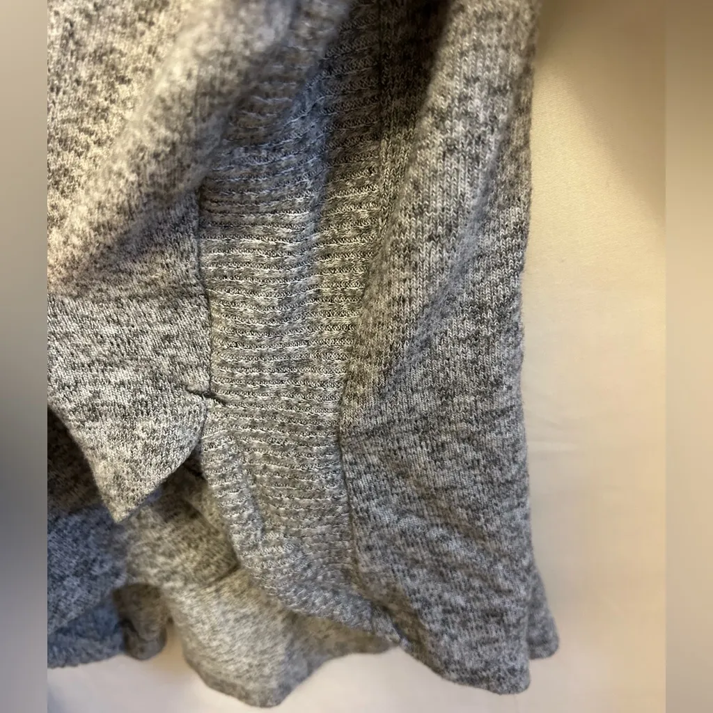 Anthropologie Saturday Sunday Long Sleeve Gray Sweater Women's Size‎ Small - Image 7