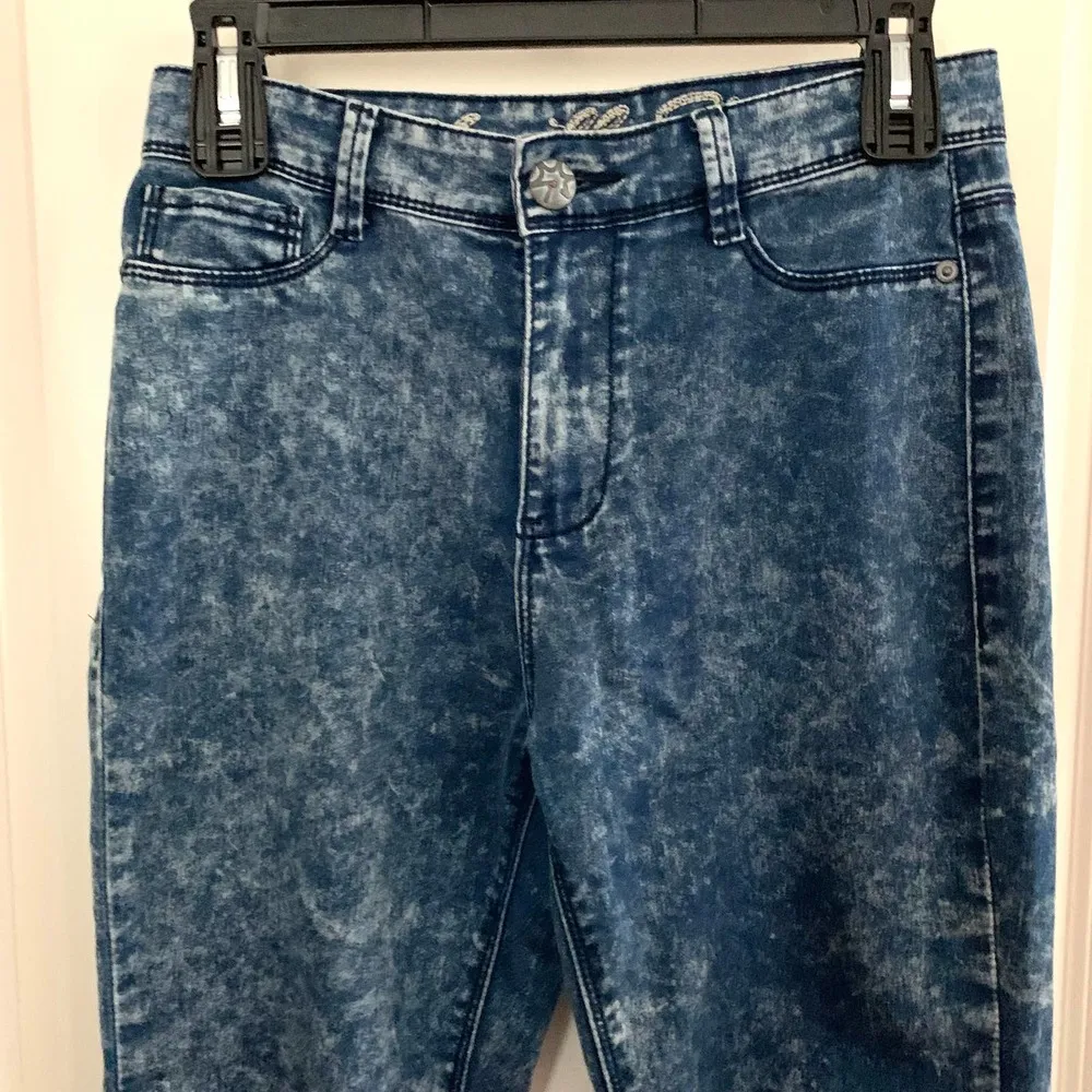 3/$15 Vanilla Star Acid Wash High Rise Skinny Jeans / Jeggings - Image 2