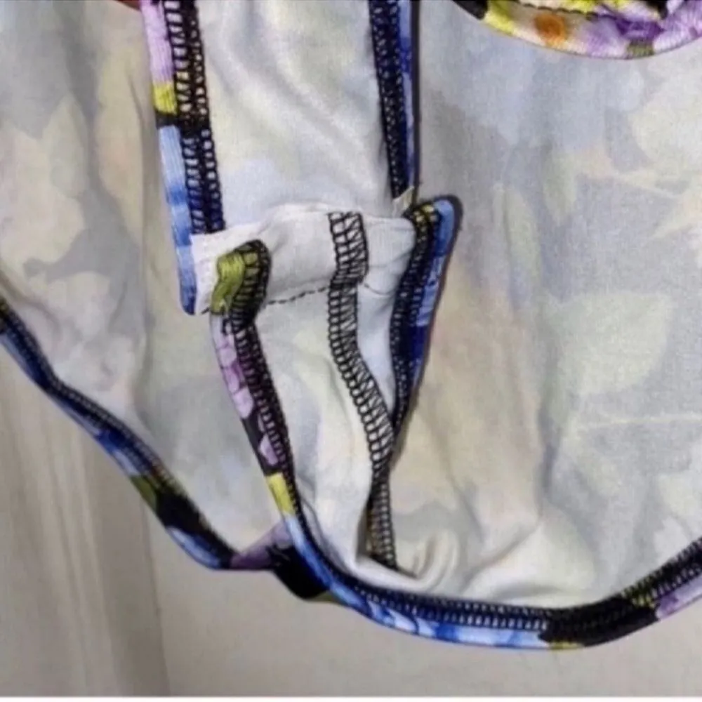 Zara Floral Print Bodysuit(Size Small) - Image 9