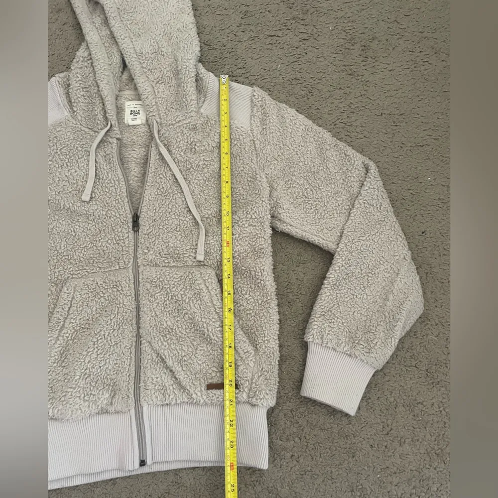 BillaBong Faux Fur Zip-Up Hoodie Sweatshirt - Image 11