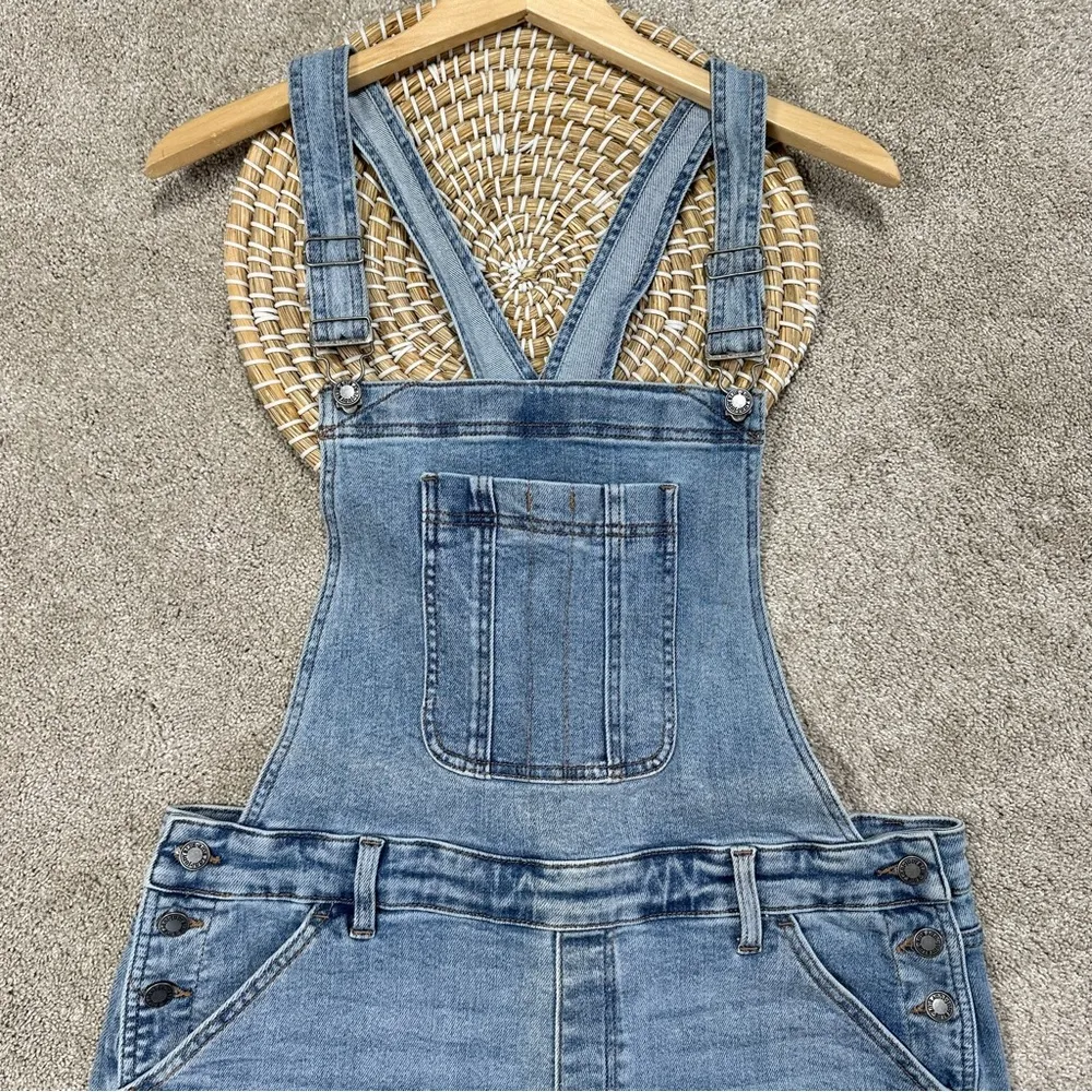Judy Blue Women’s Overalls Shorts Denim Cut-Off in Light Wash Size 2XL - Image 4