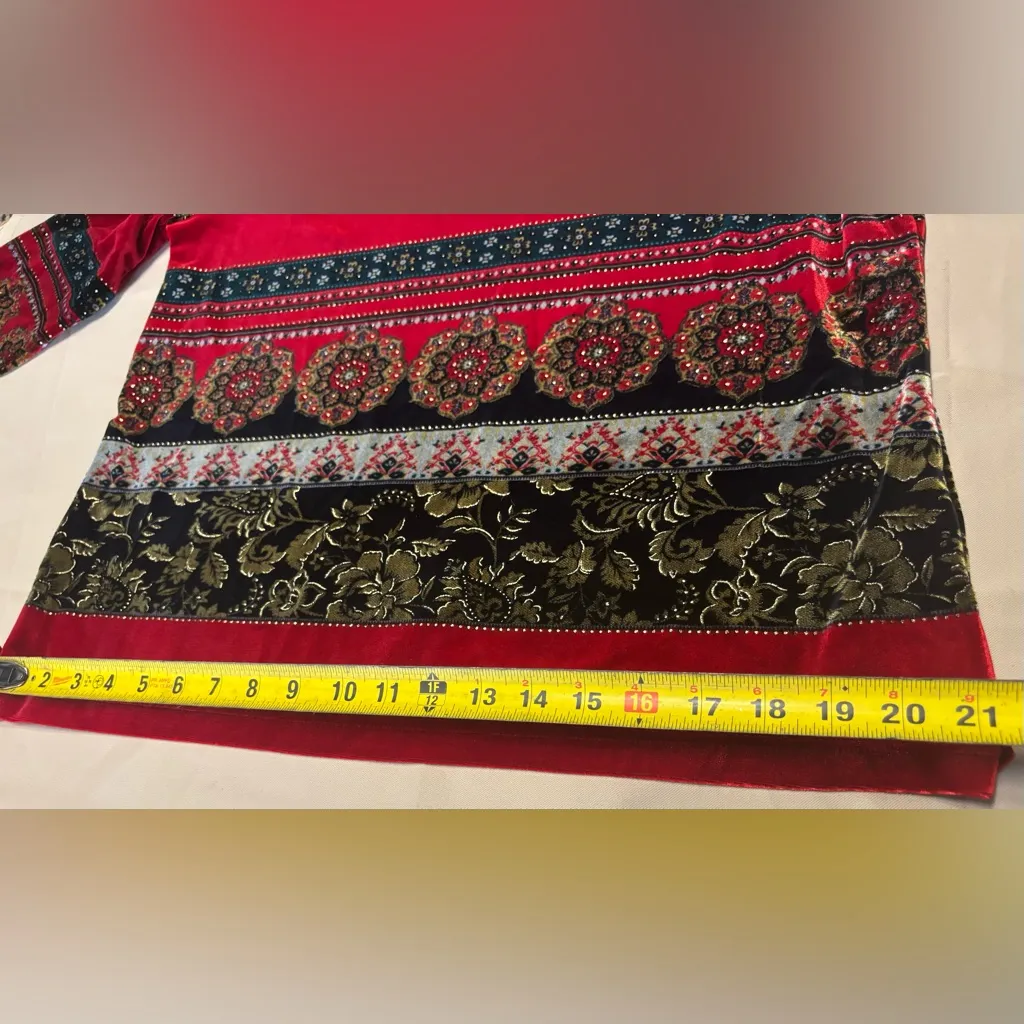 White Stag Red and Black Velvet‎ Floral Patterned Blouse Long Sleeve - Image 8