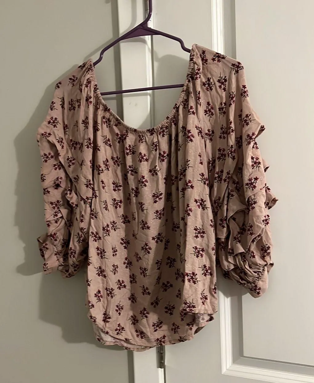 American Eagle Off The Shoulder - Image 3