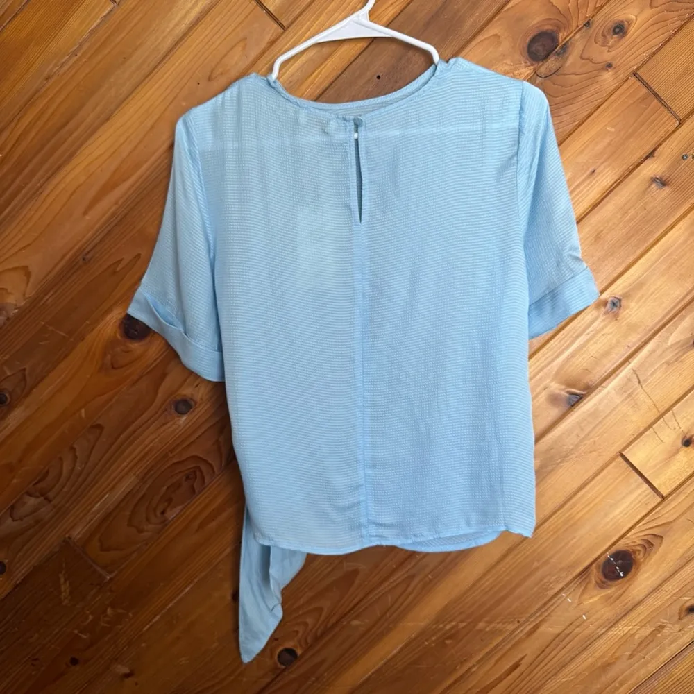 Ted Baker Blue Short Sleeve Tie Front Blouse Size 1 - Image 3
