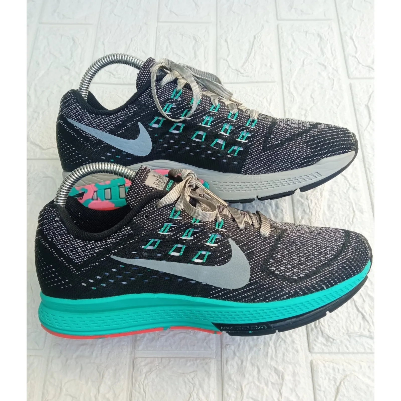 NIKE AIR ZOOM STRUCTURE 18 WOMEN'S SHOES Gray Black Jade SIZE 8 - Image 8