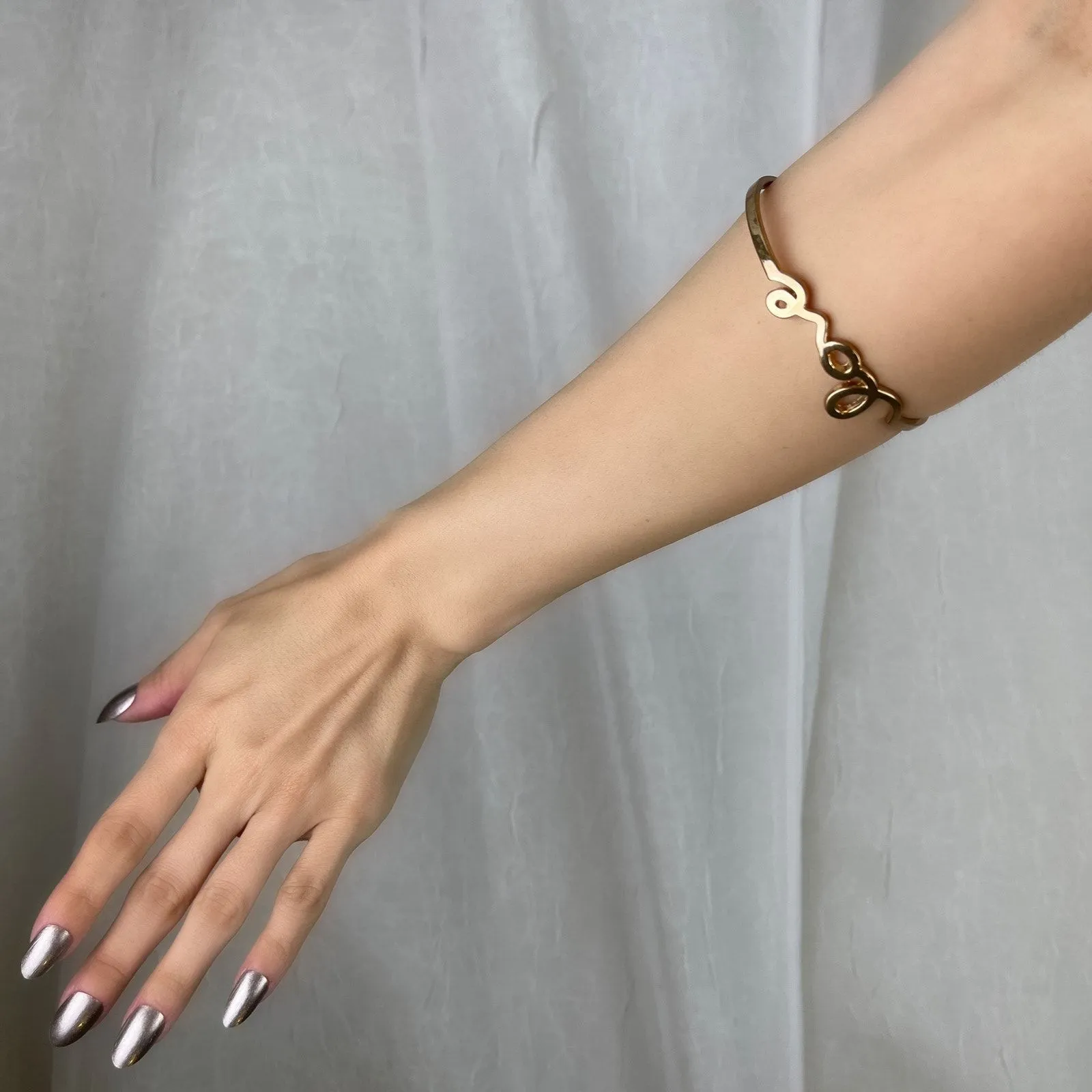 Dainty Gold Tone LOVE Cursive Bangle Bracelet Minimalist Romantic Boho NWOT - Image 8