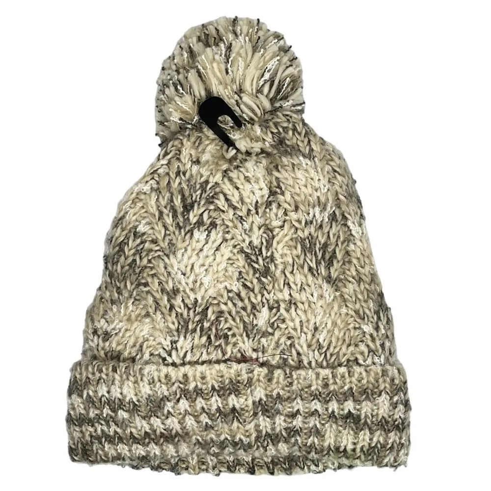 Igloos Pom Pom Green and Beige Bernie with Fuzzy and Cozy Interior New with Tags - Image 2