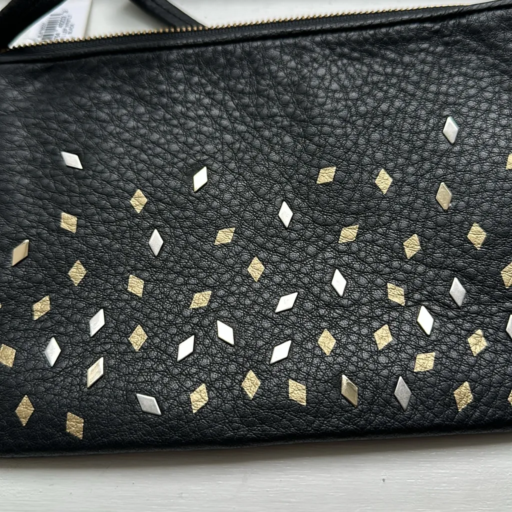 - NWT , Fossil , wallet wristlet WITH coin purse. 
Leather - Image 3