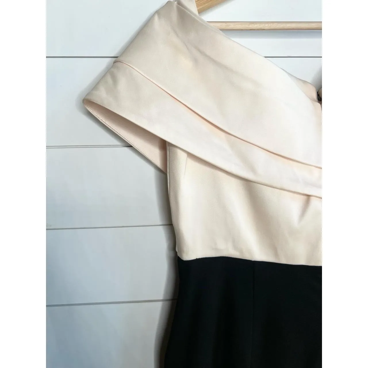 Betsy Adam Black Cream Off The Shoulder Maxi Ruched Evening Gown Dress Petite 14 - Image 11