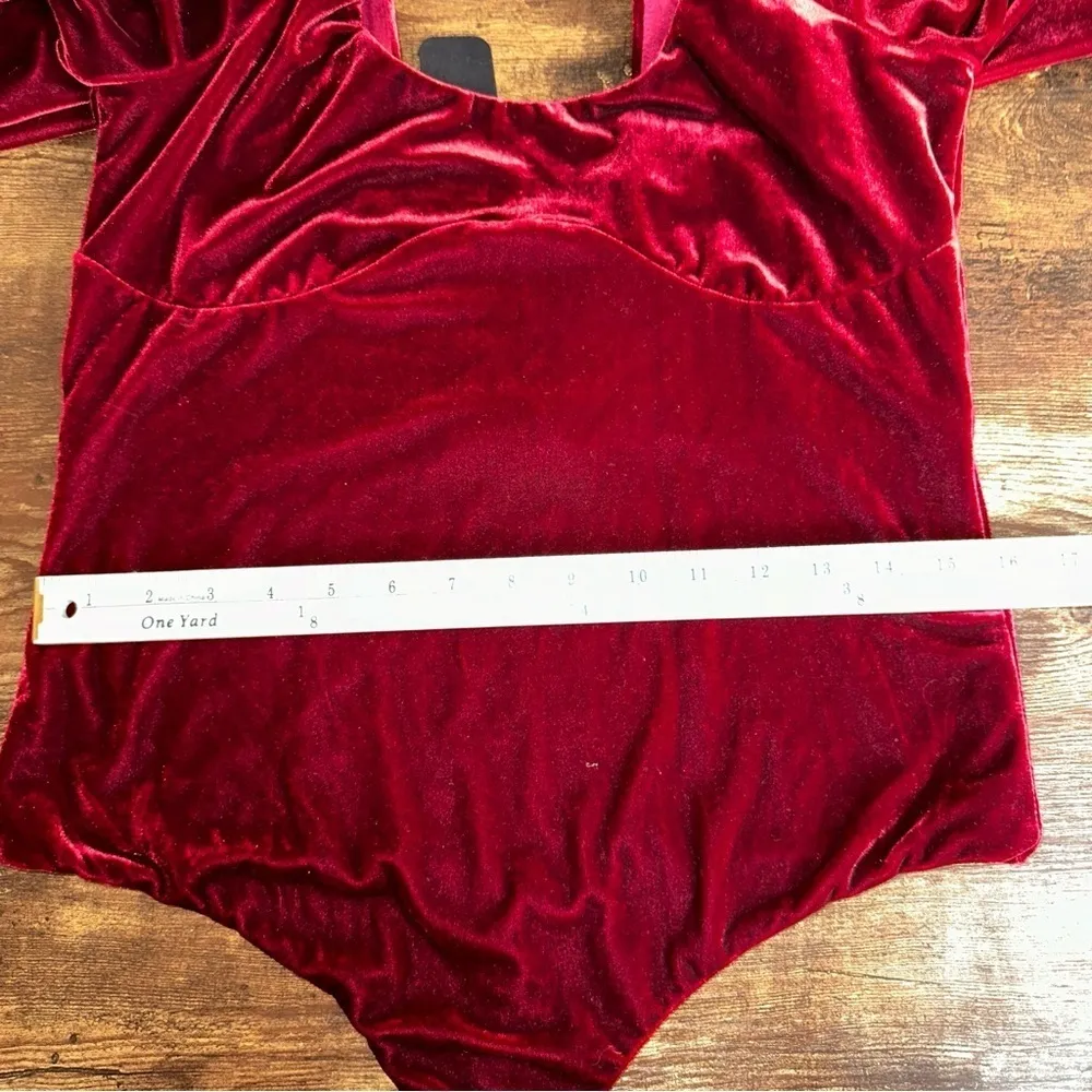 Vici Top Womens XL Burgundy Walker Velvet Scoop Neck Bodysuit Open Back Cutout - Image 8